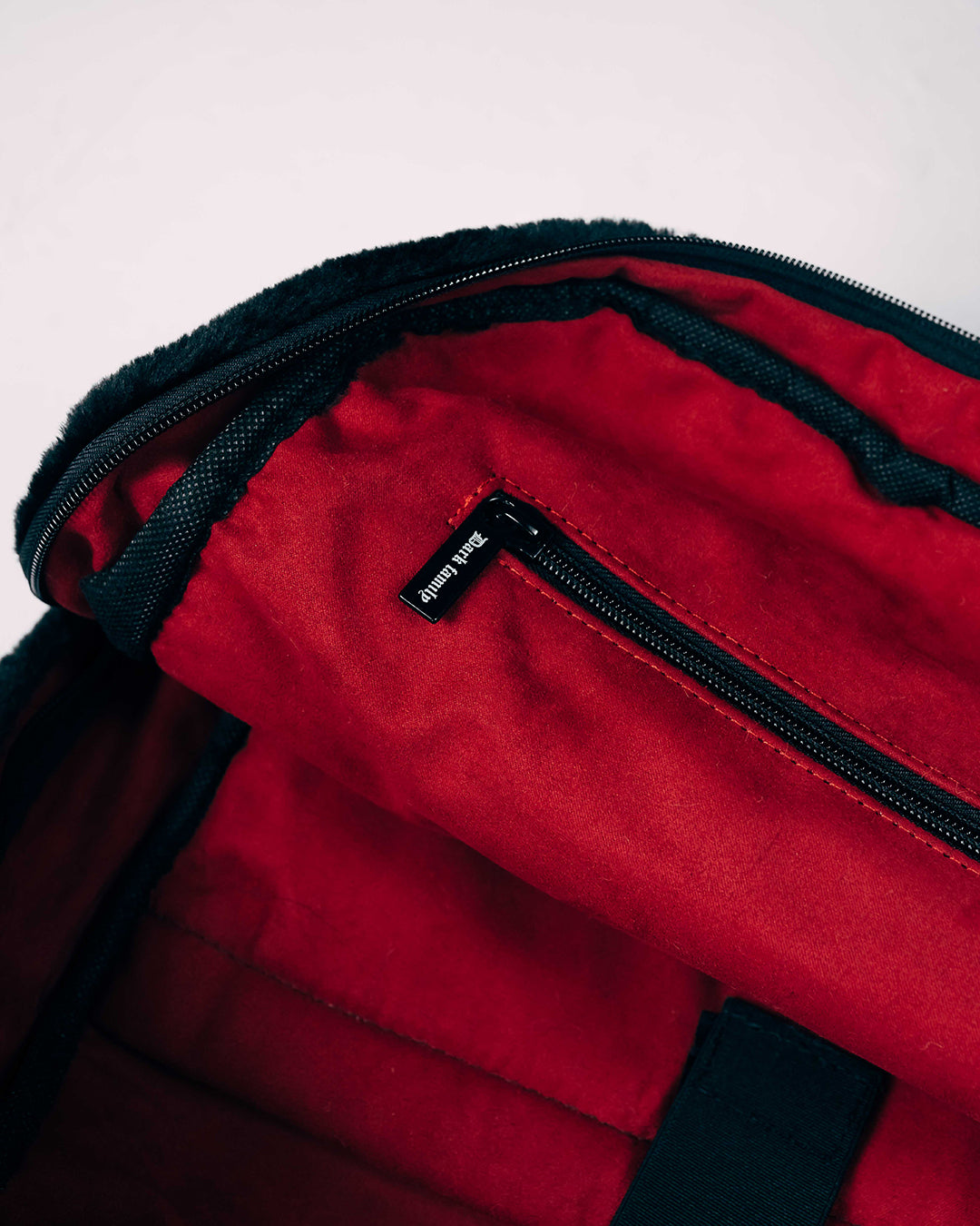 Morral Peluche Black